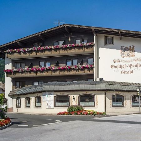 Hotel Restaurant Gradlwirt Niederndorf  Bagian luar foto