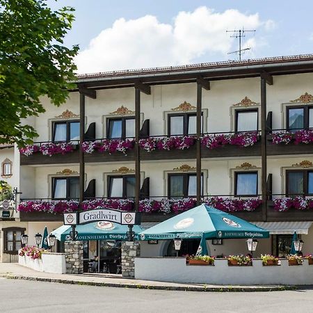 Hotel Restaurant Gradlwirt Niederndorf  Bagian luar foto
