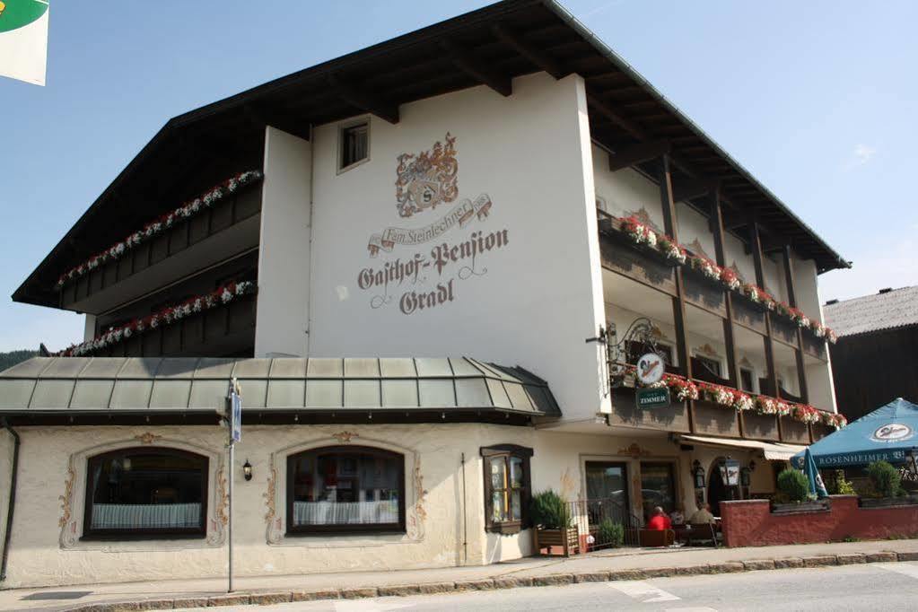 Hotel Restaurant Gradlwirt Niederndorf  Bagian luar foto
