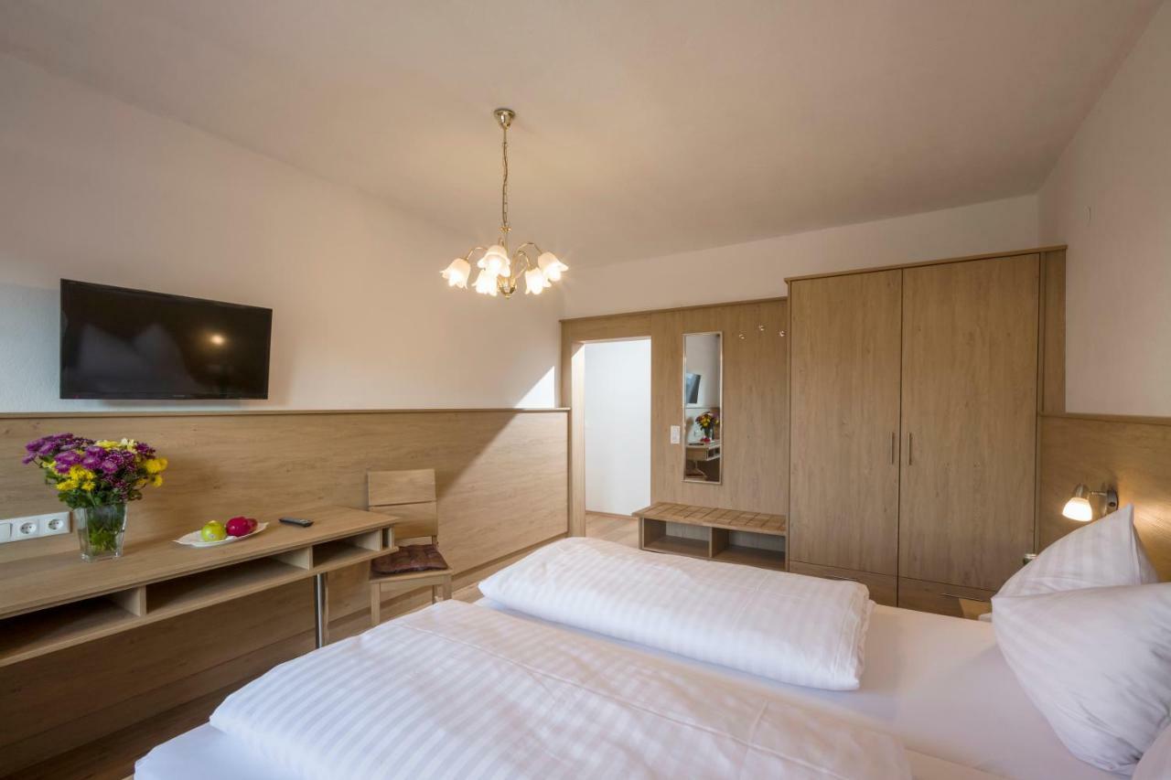 Hotel Restaurant Gradlwirt Niederndorf  Bagian luar foto